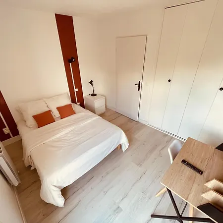 Apartment Une Coloc En - 329 *